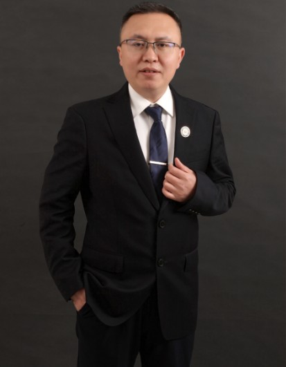 张磊实习律师_gaitubao_413x531.jpg