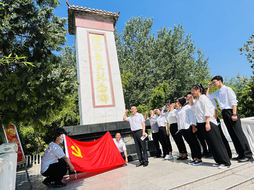 微信图片_20220630095227_副本.jpg