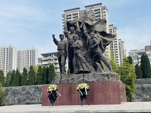 微信图片_20221213225018_副本.jpg