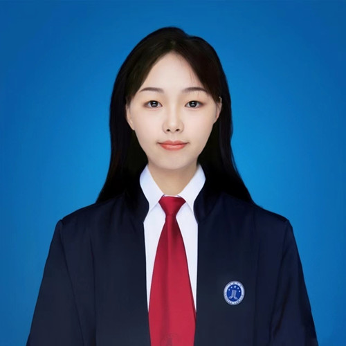 潘芸_副本.jpg