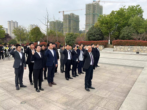 微信图片_20250403173256_副本.jpg